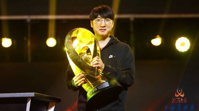 俱乐部通过 俱乐部通过