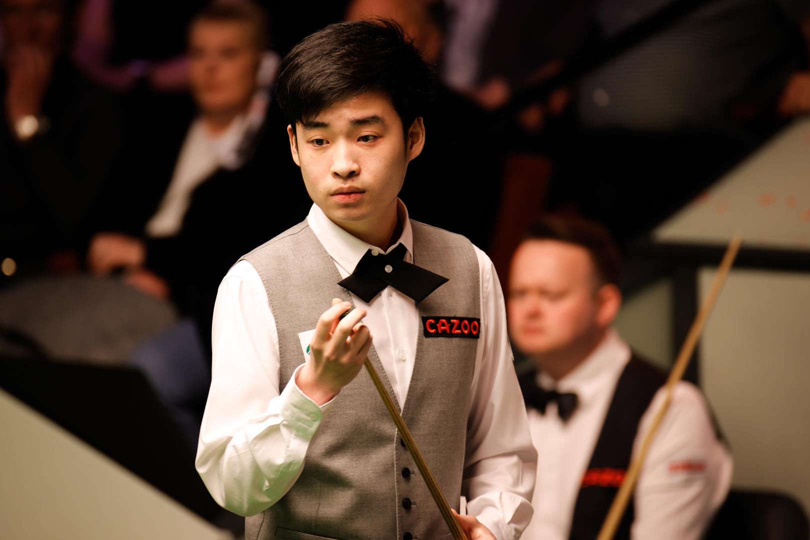 场后排跟进 场后排跟进